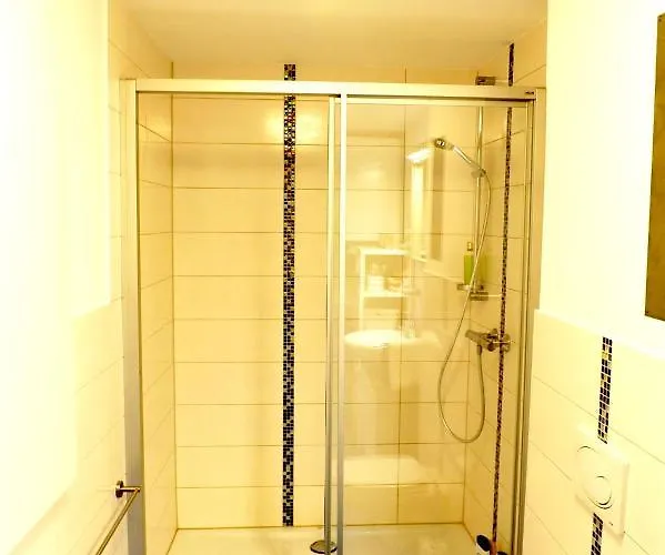 Haus Am Hof - 15th Century House At The Lake, Near The Marketplace, With A Balcony