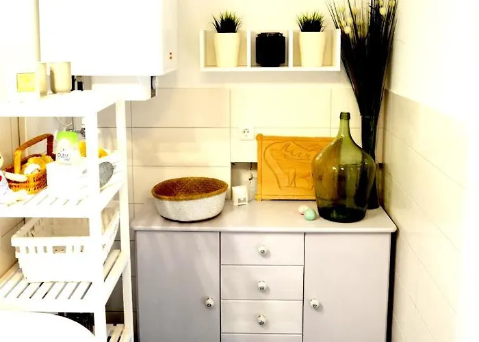 Haus Am Hof - 15th Century House At The Lake, Near The Marketplace, With A Balcony