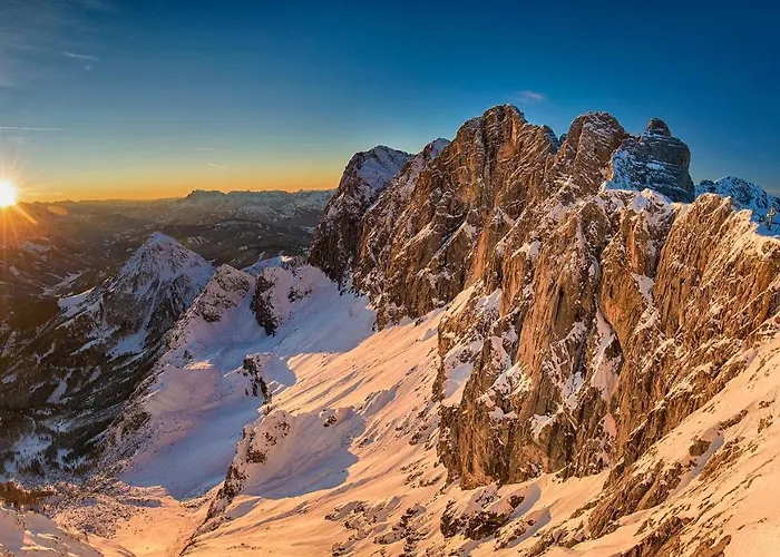 Haus Am Hof - 15th Century House At The Lake, Near The Marketplace, With A Balcony هالشتات